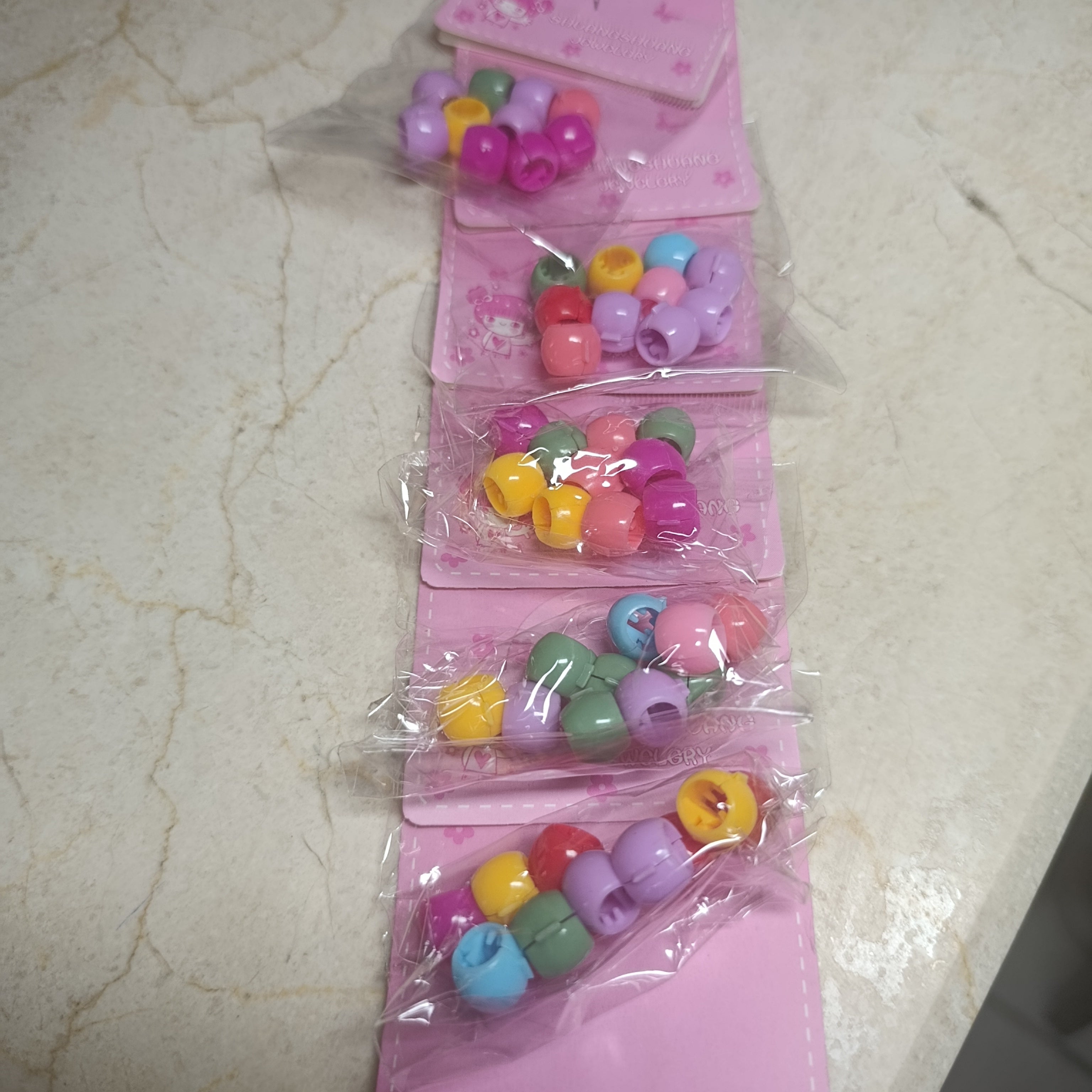 SALDO 9 PAQUETES DE PIOJITOS CON 10 PZAS