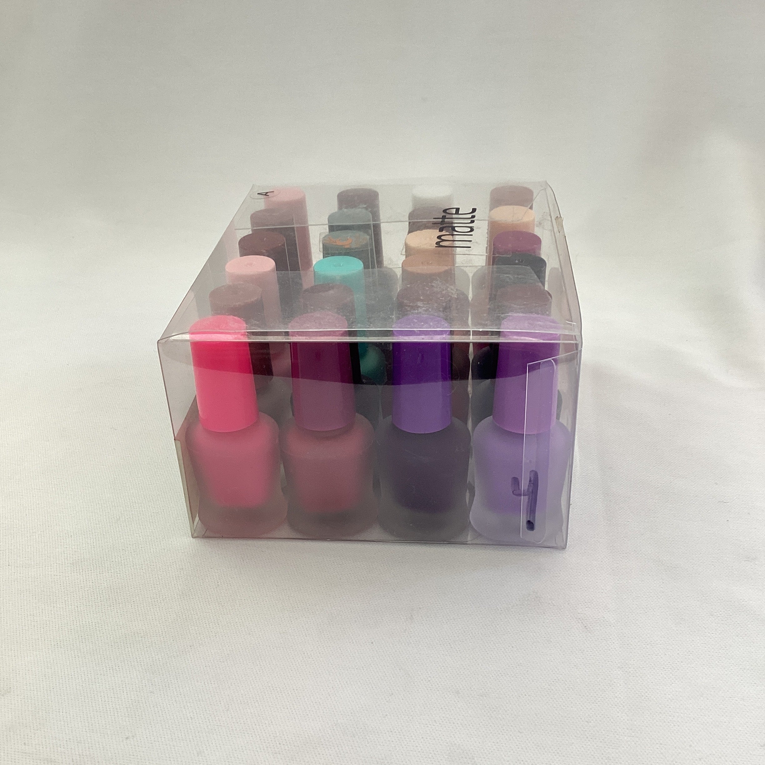 ESMALTE MINI 8 ML. SURTIDO EN COLORES MATE POR MAYOREO