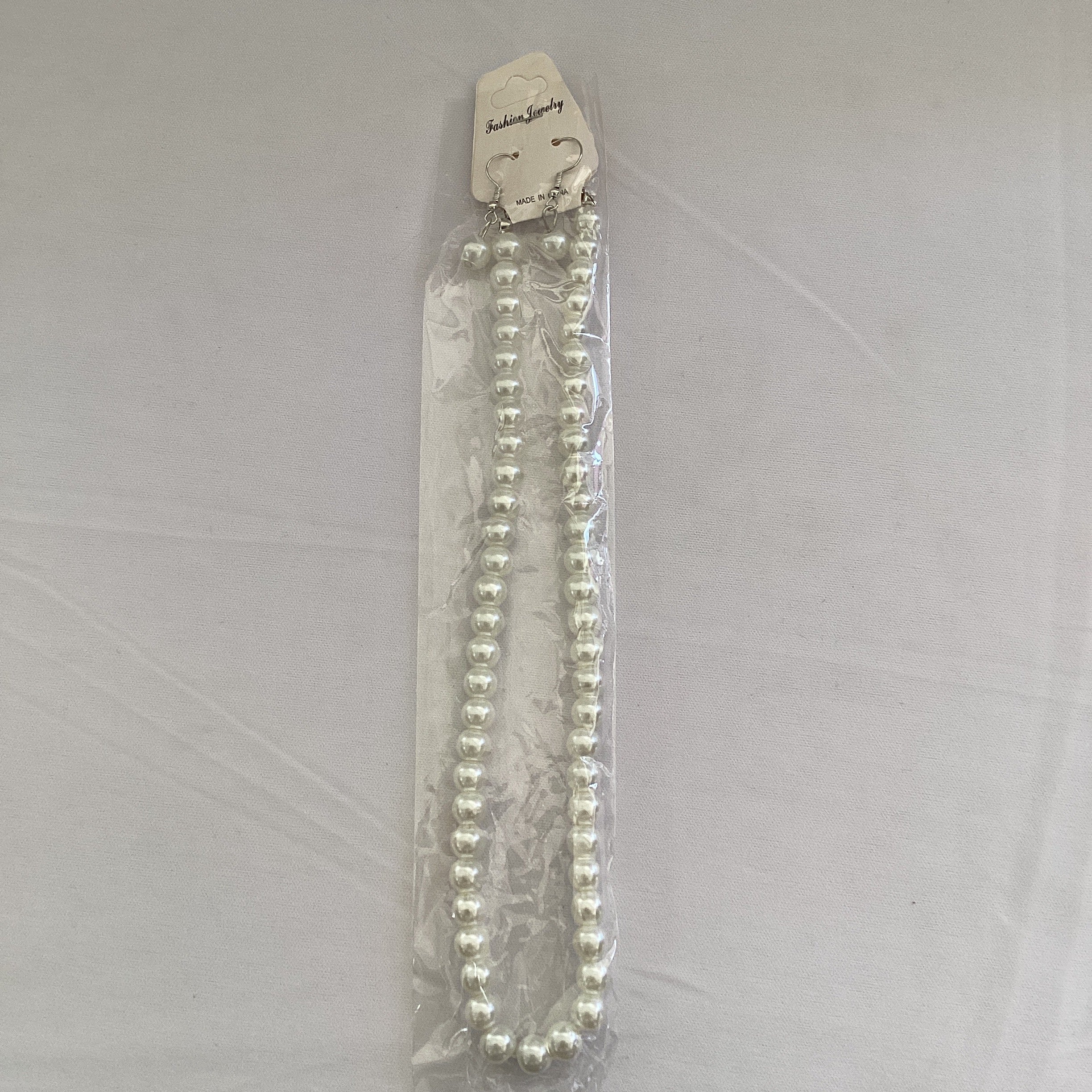 COLLAR DE FANTASÍA PERLAS CON ARETES POR MAYOREO
