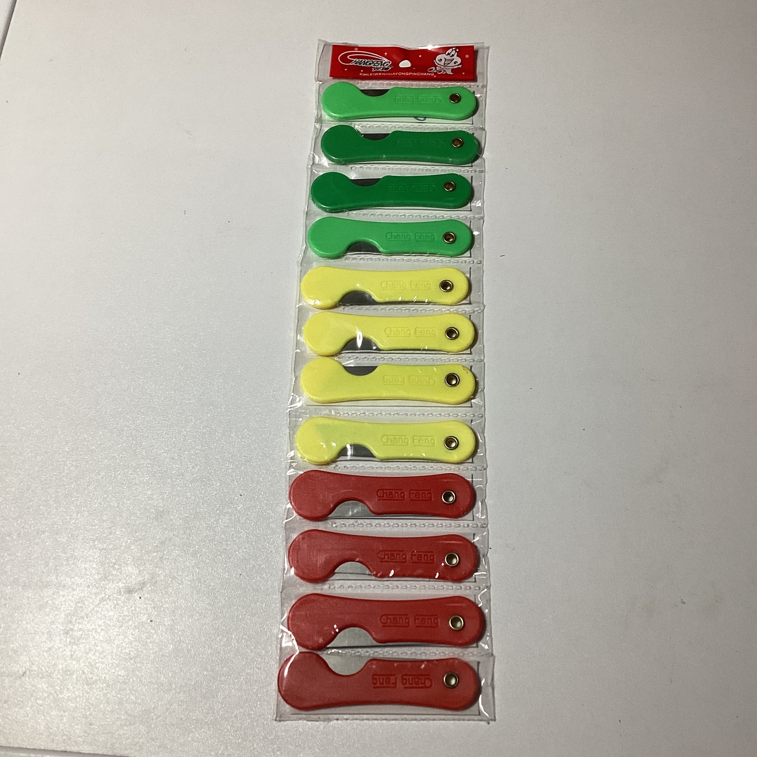 NAVAJA PORTATIL PLEGABLE 7.5 CM SURTIDO EN COLORES POR MAYOREO
