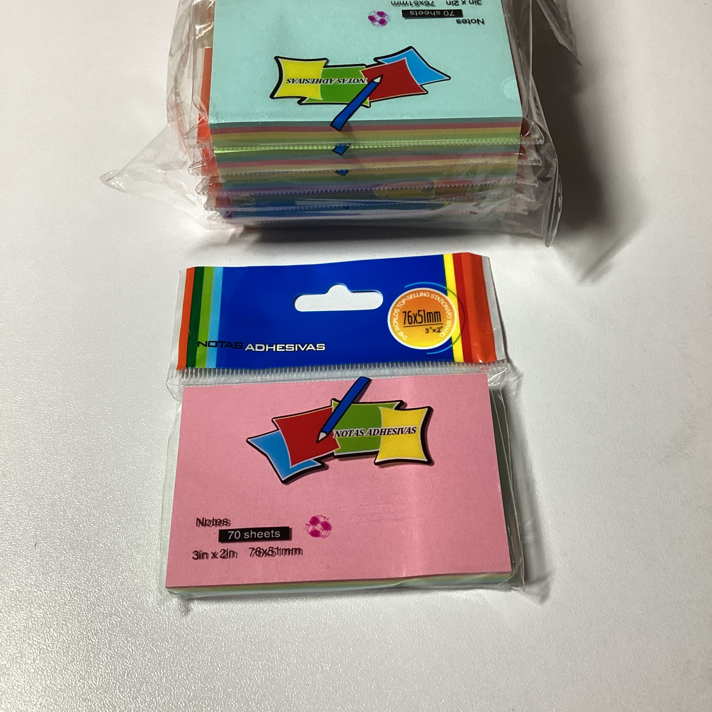 POST IT RECTANGULAR CHICO 70 HOJAS 7.5 X 5 CM SURTIDO EN COLORES POR MAYOREO