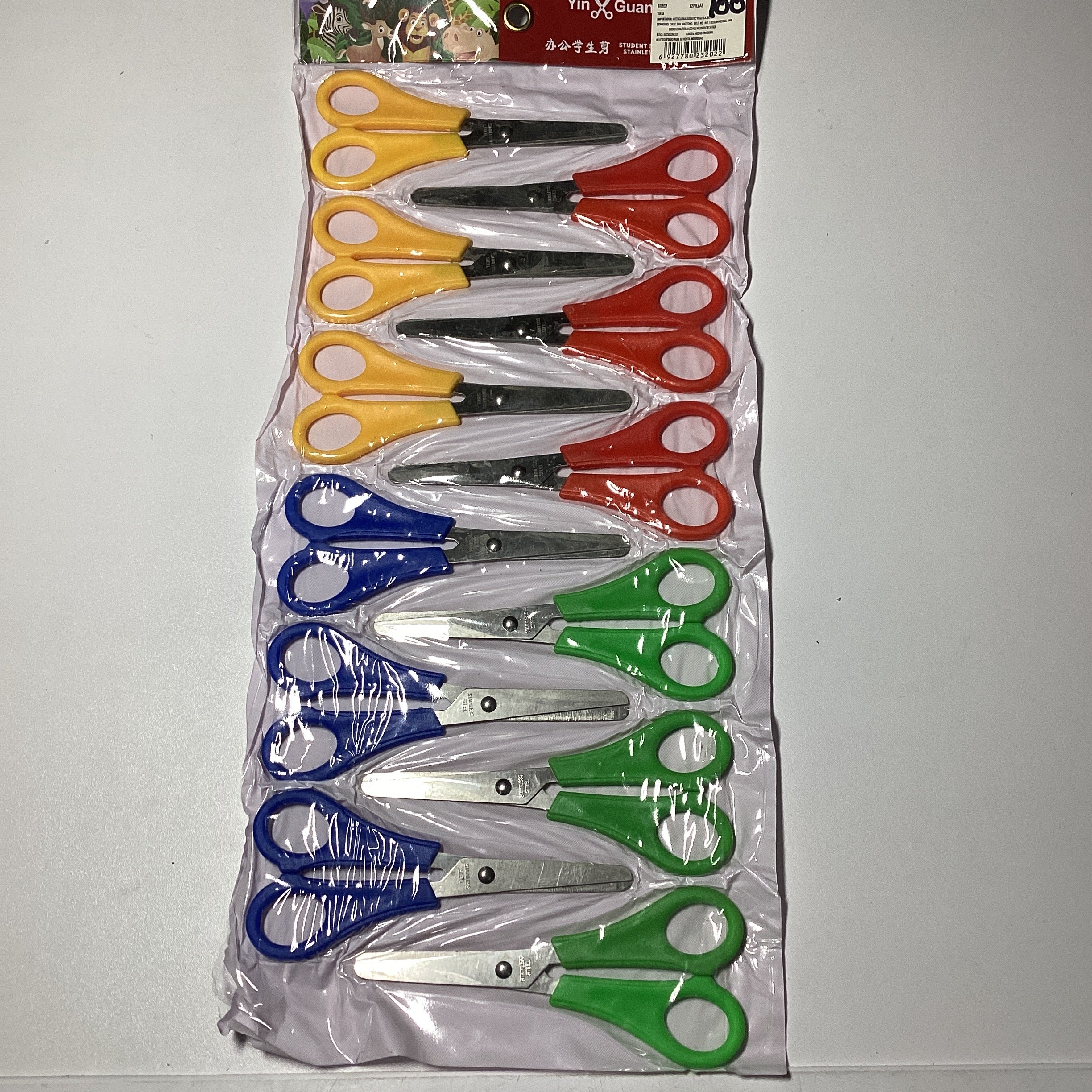 TIJERA ESCOLAR YIN GUAN 13 CM SURTIDA EN COLORES POR MAYOREO