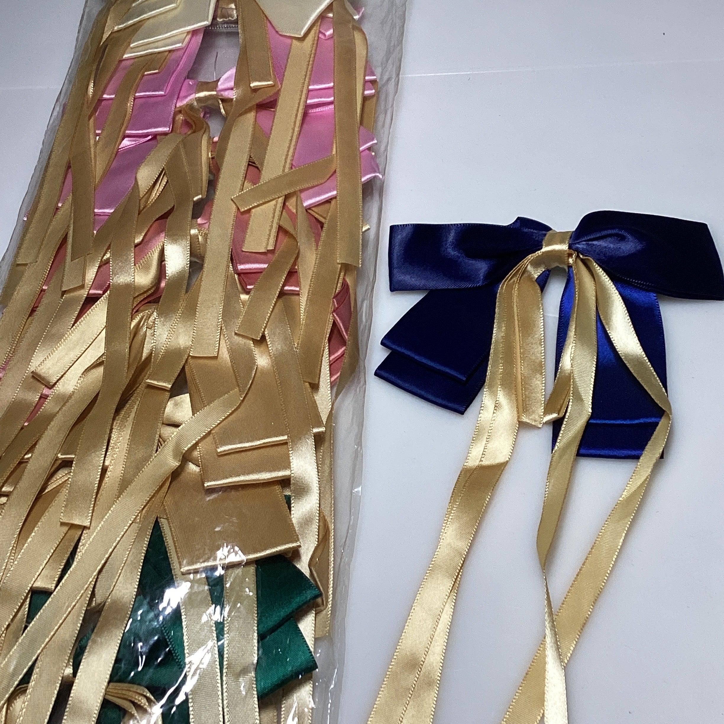 MOÑO DE LISTON 14 CM CON TIRAS SURTIDO EN COLORES POR MAYOREO