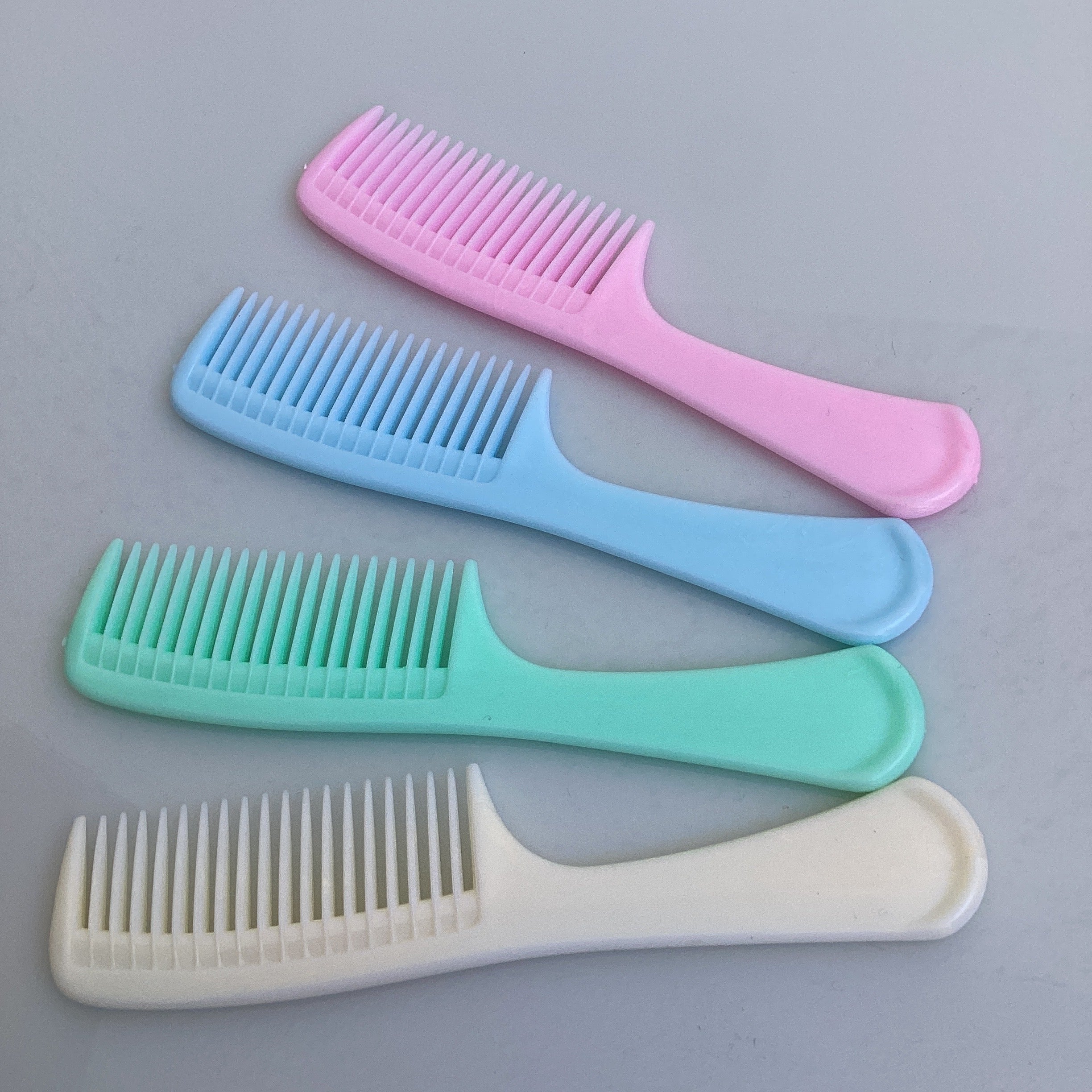 PEINE BEBE 14 CM SURTIDO EN COLORES POR MAYOREO