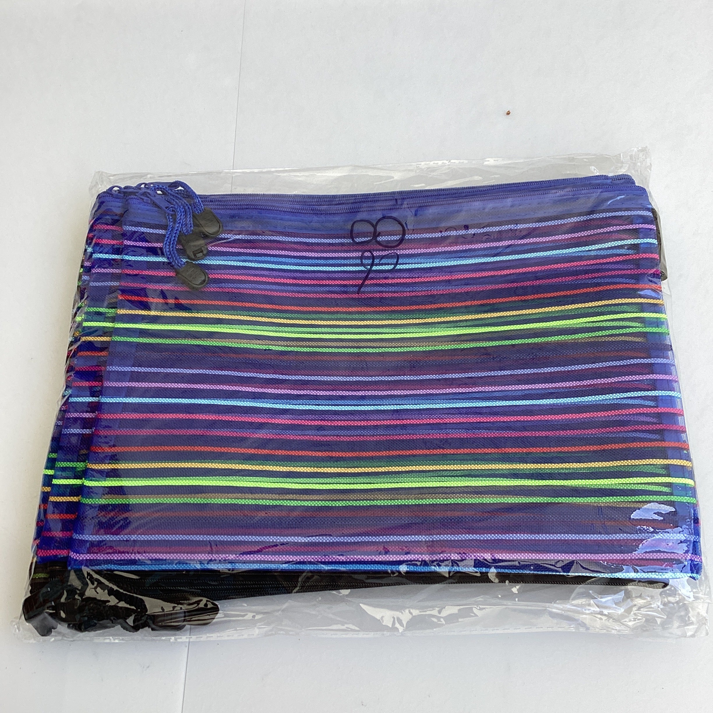 BOLSA TIPO COSMETIQUERA MULTIUSOS CON CIERRE 31X21 CM SURTIDA EN COLORES POR MAYOREO