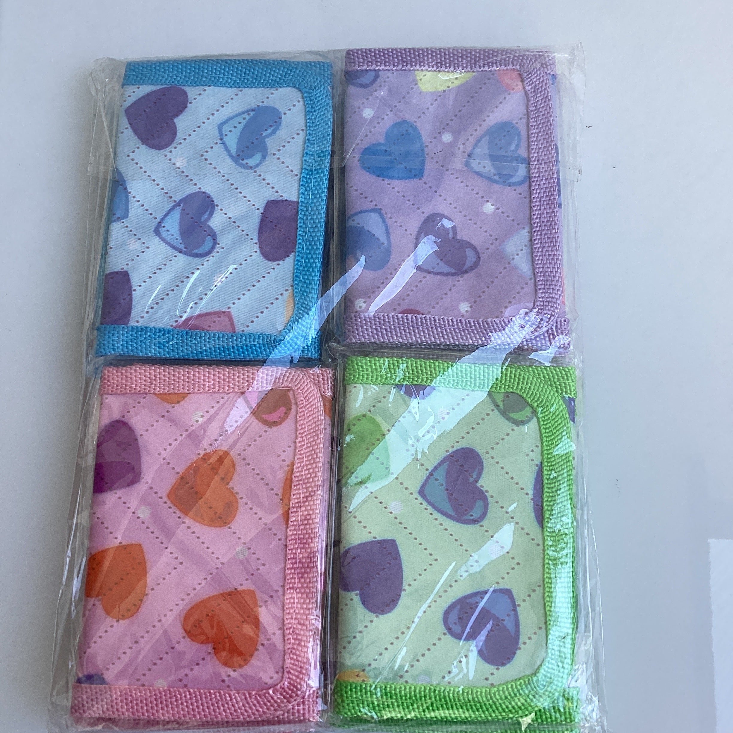 CARTERA INFANTIL SURTIDA EN COLORES Y DISEÑOS POR MAYOREO