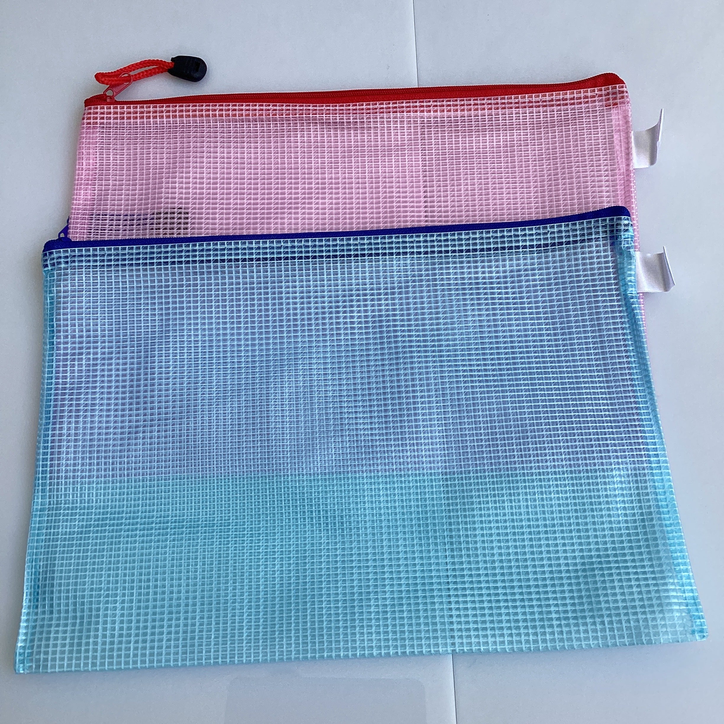 BOLSA DE PLÁSTICO MULTIUSOS 28X20 CM CON CIERRE SURTIDA EN COLORES POR MAYOREO