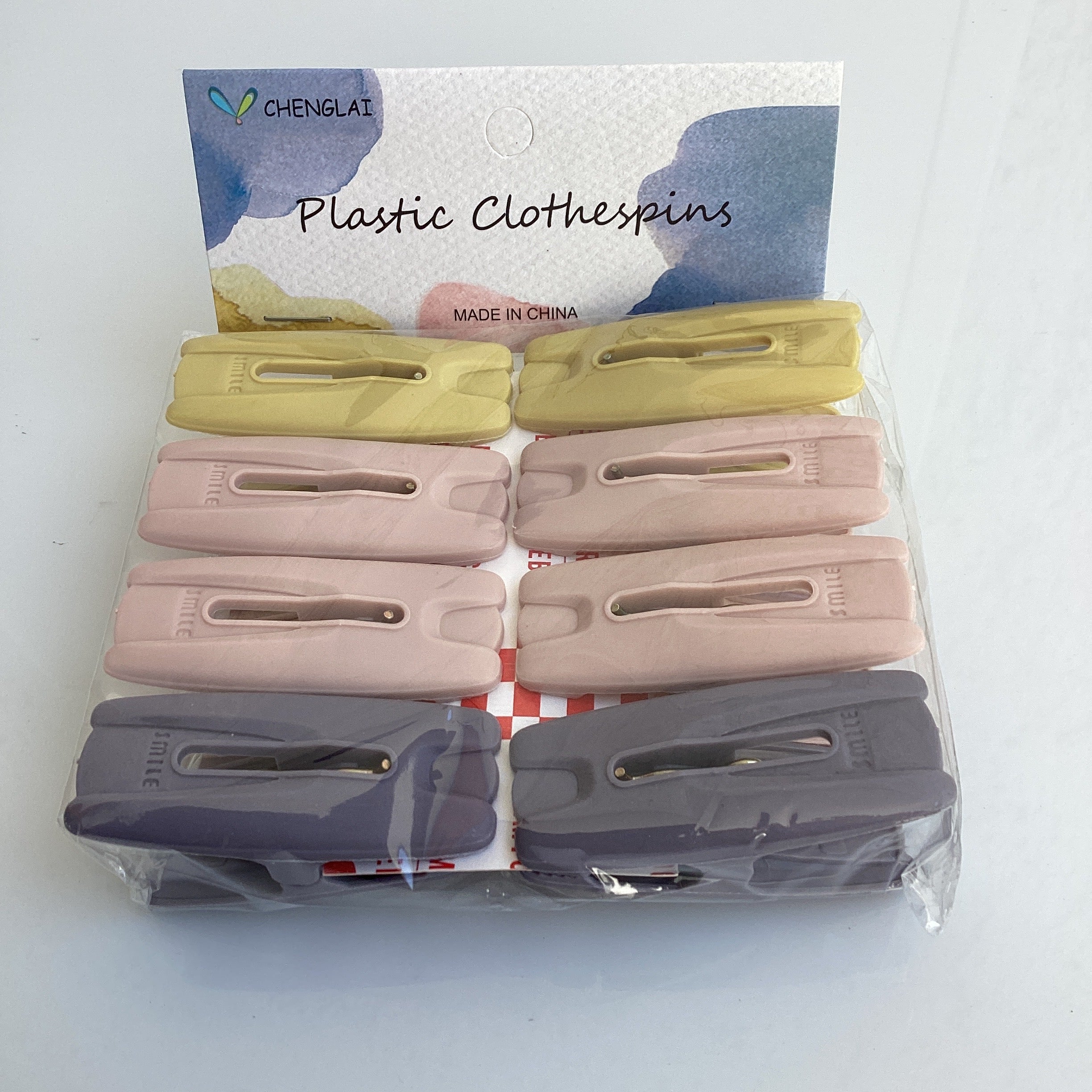PINZAS PARA ROPA CON 8 PZAS EN BOLSITA SURTIDO EN COLORES POR MAYOREO