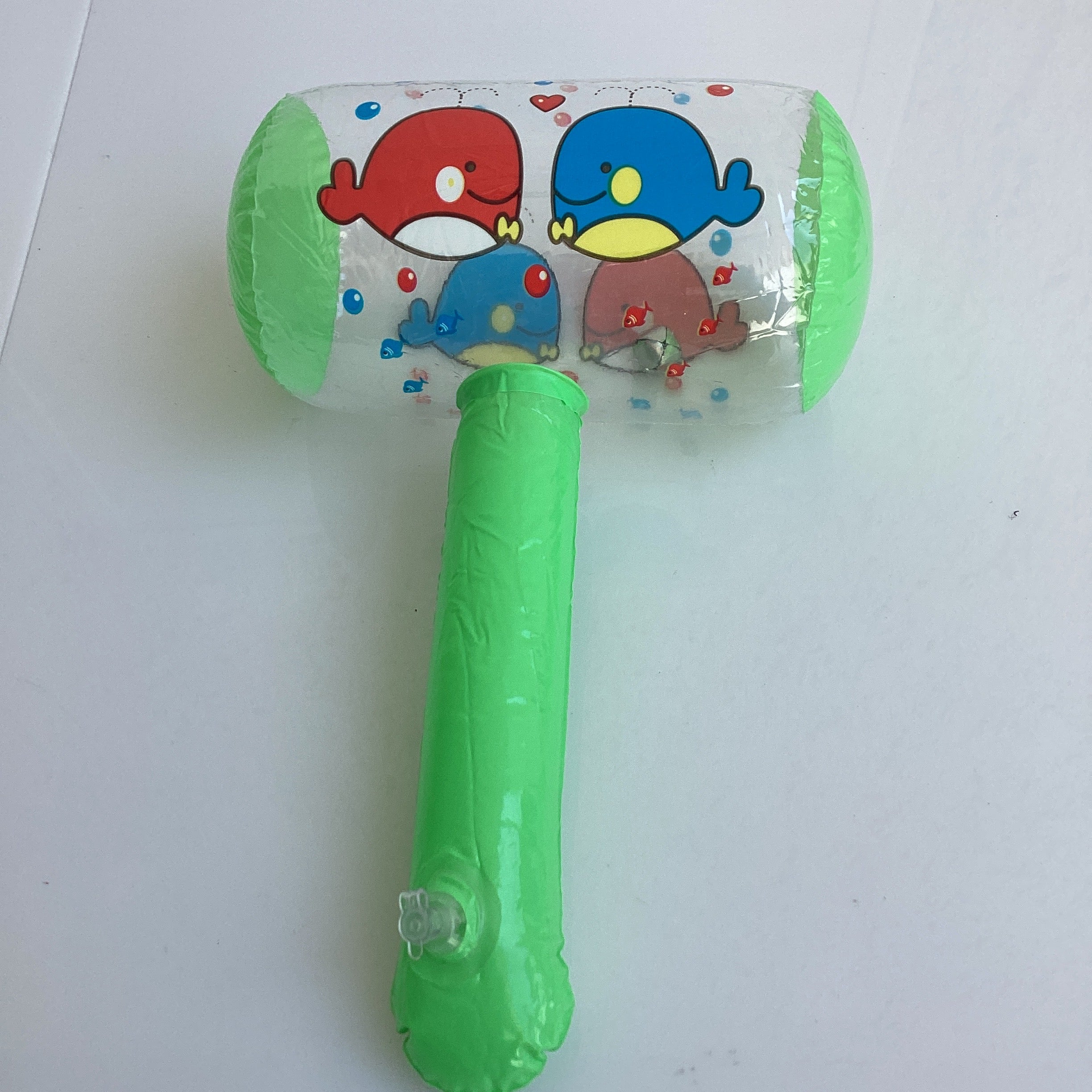 MARTILLO INFLABLE DE 25 CM SURTIDO EN COLORES Y DISEÑOS POR MAYOREO
