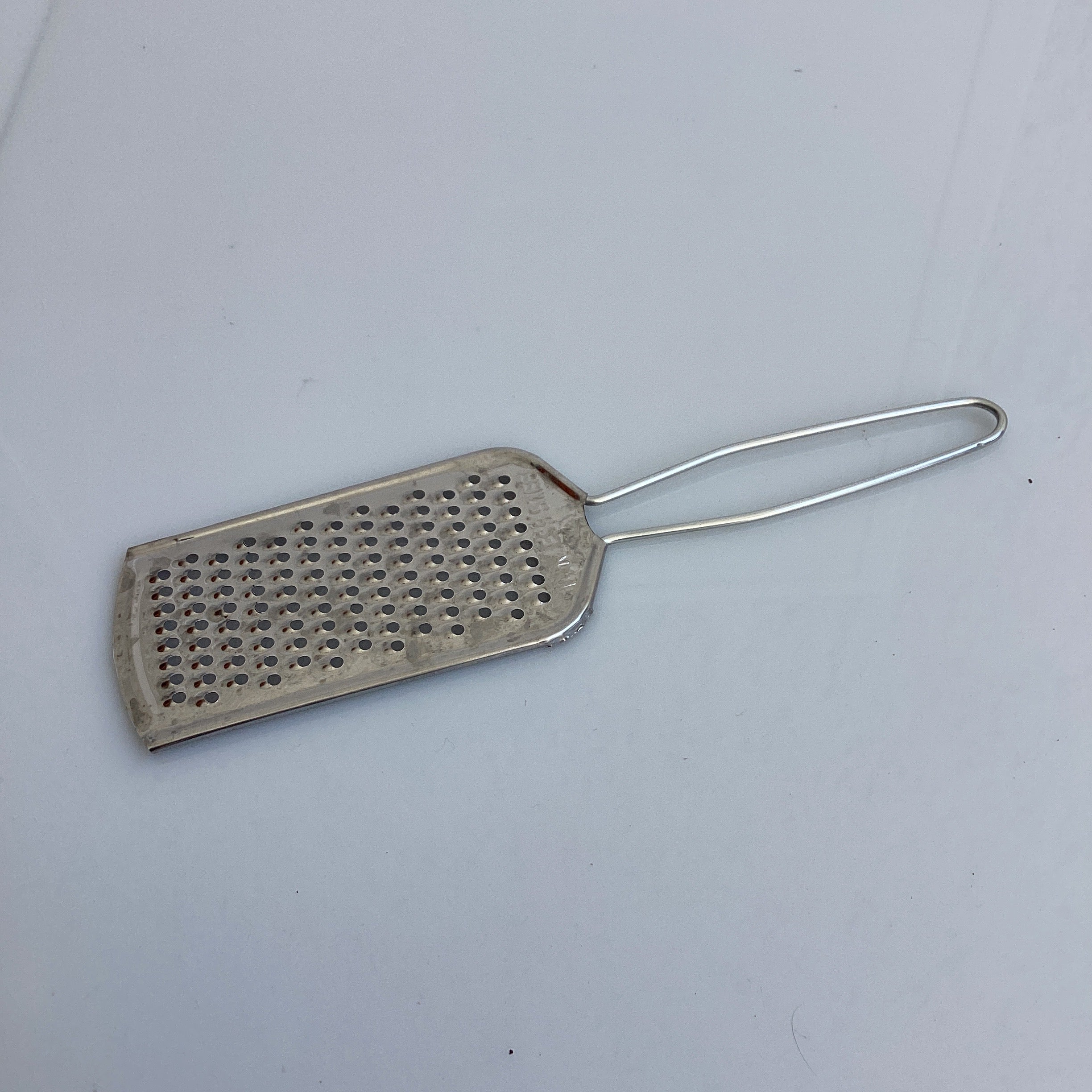 RALLADOR DE QUESO 20 CM EMBOLSADO INDIVIDUAL POR MAYOREO