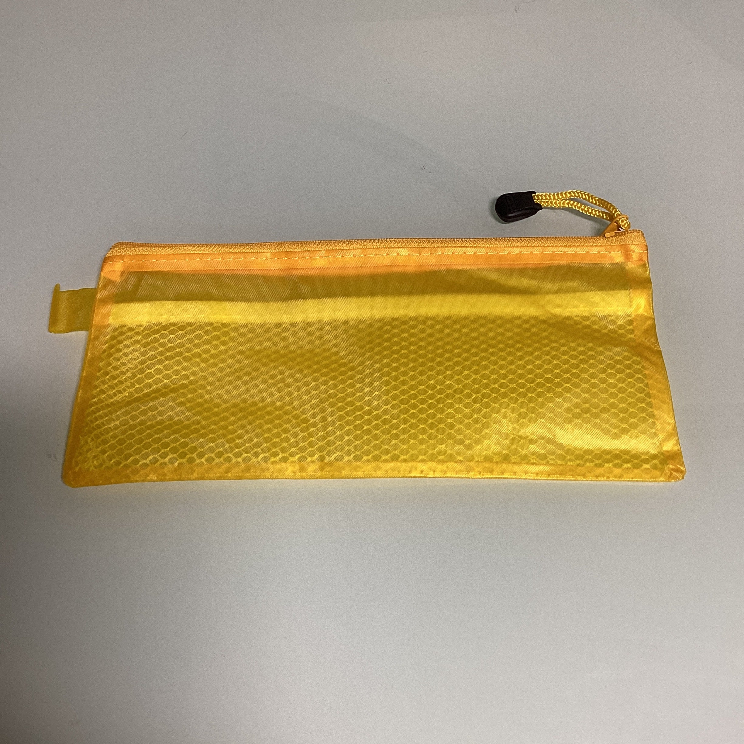LAPICERA COSMETIQUETA CON CIERRE 23.5 X 11 CM POR MAYOREO