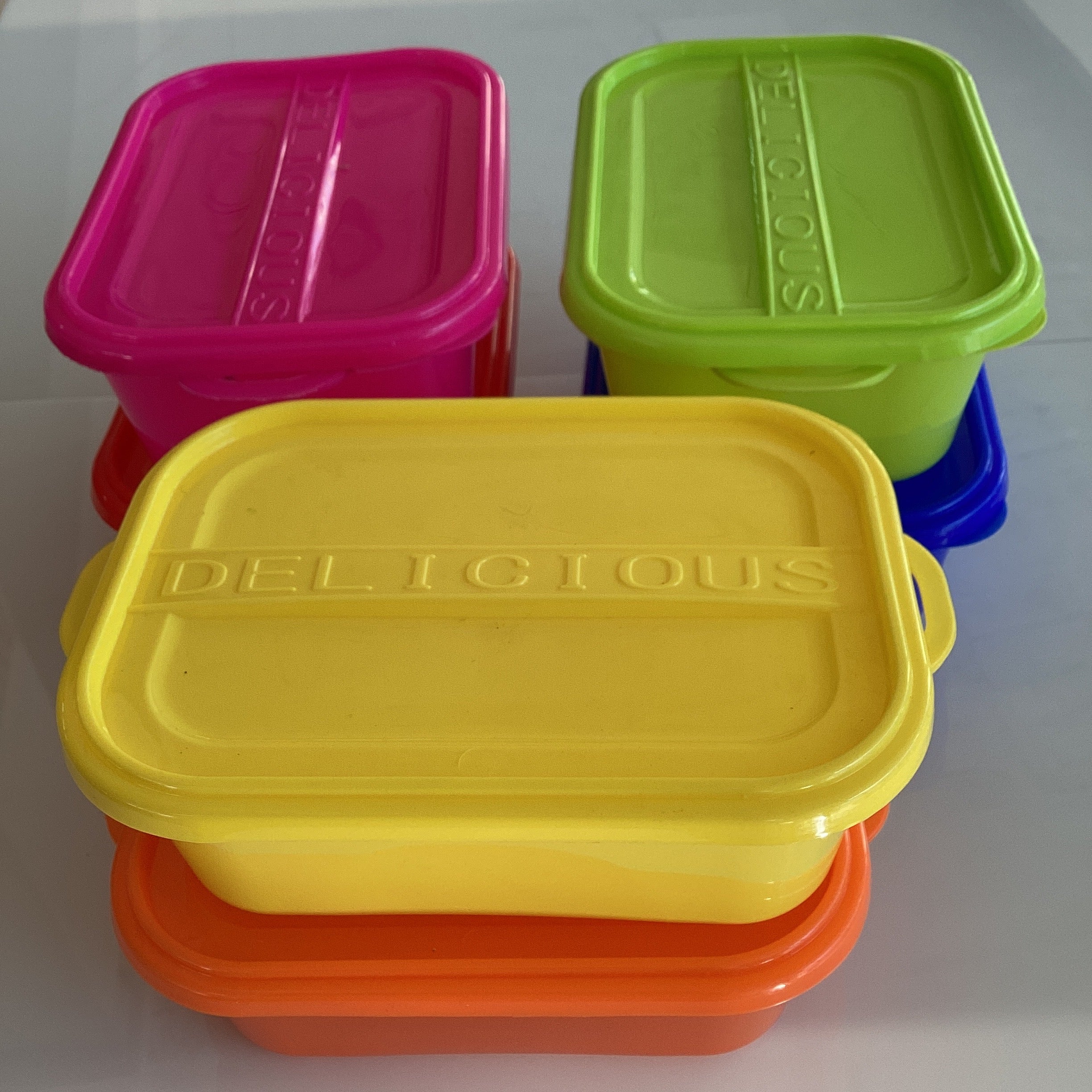 TOPPER 18X13X6.5 CM SURTIDO EN COLORES POR MAYOREO