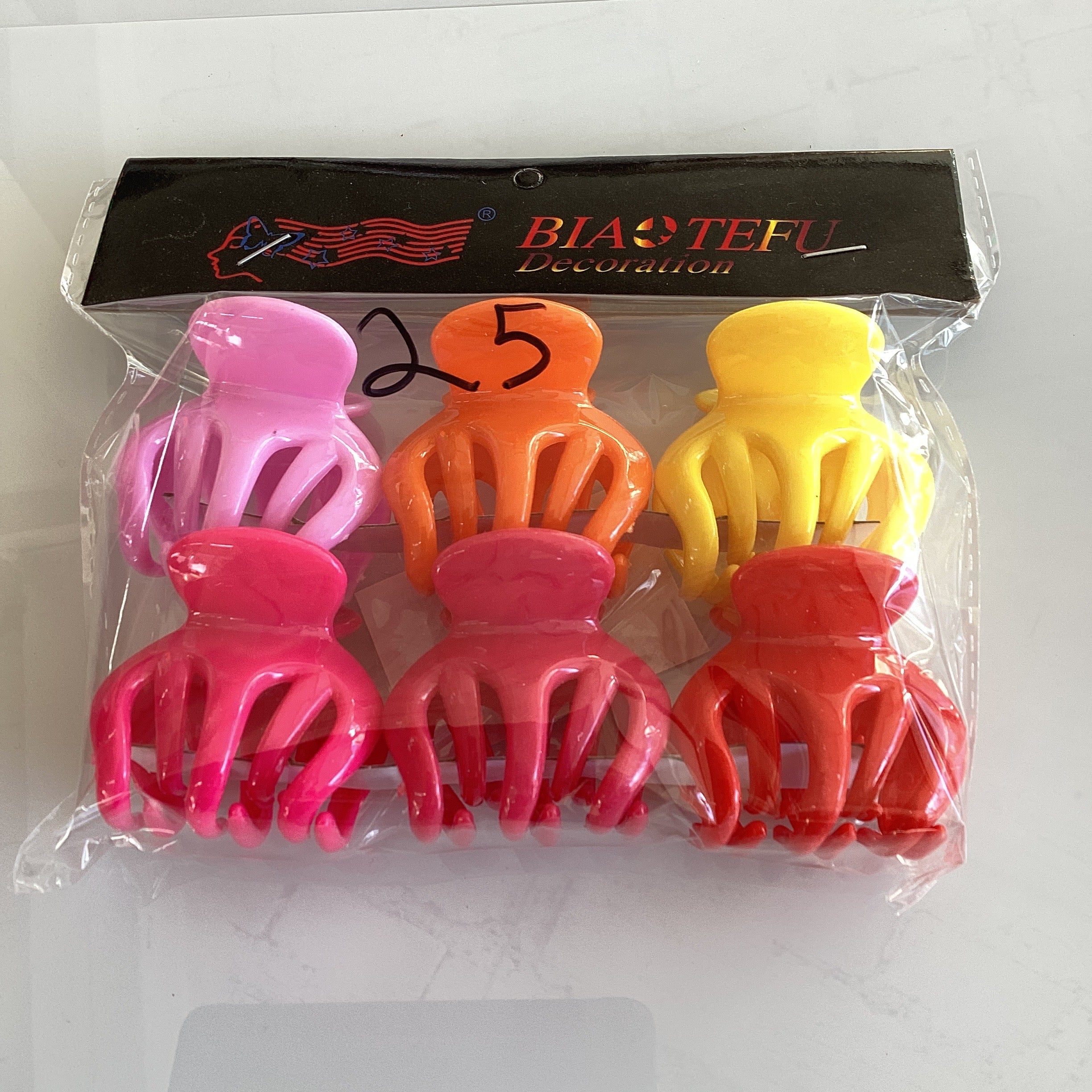 PINZA CANGREJO CHICA 5,5 CM SURTIDA EN COLORES POR MAYOREO