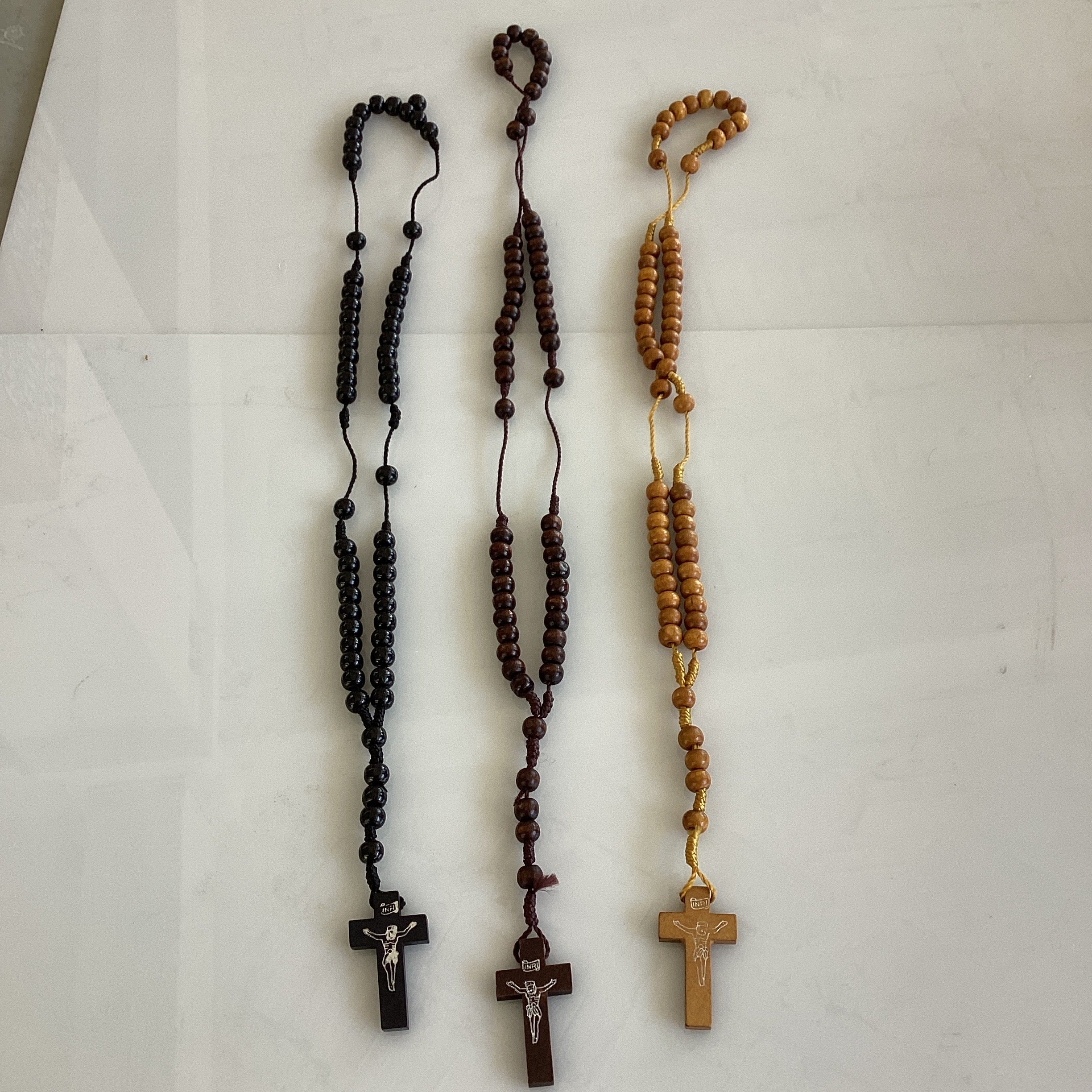 ROSARIO DE MADERA POR MAYOREO