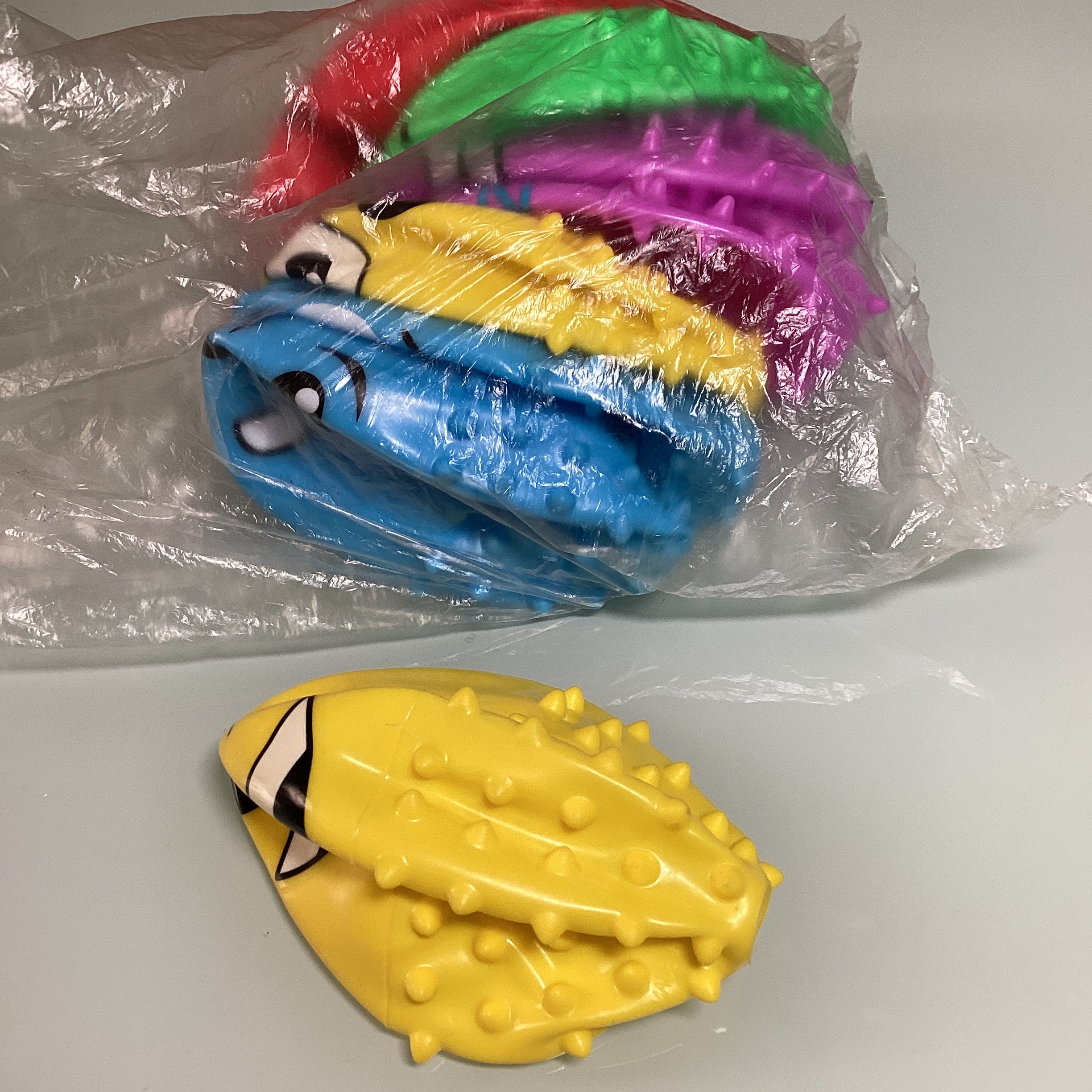 PELOTA PICOS EMOJI 13 CM SURTIDA EN DISEÑOS Y COLORES POR MAYOREO