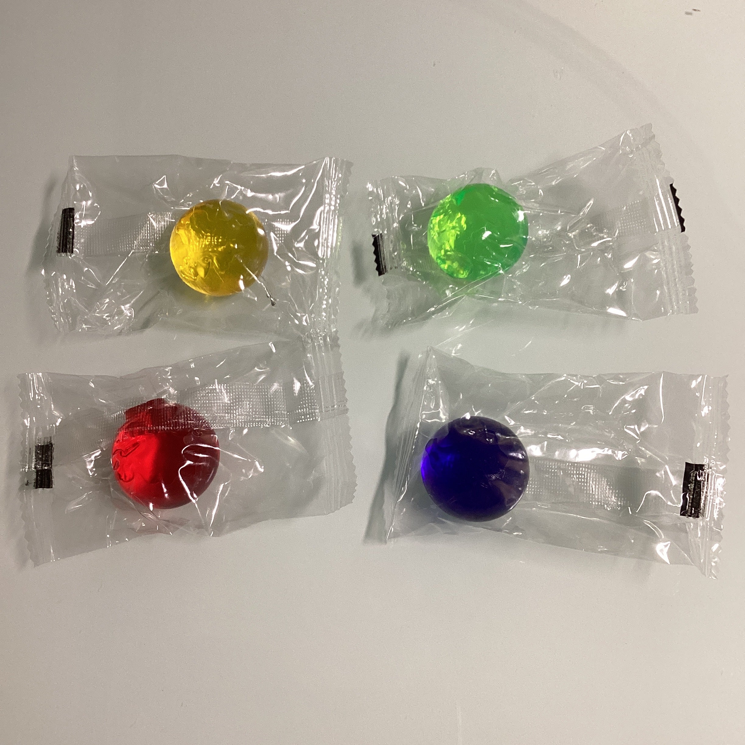 BOLA PEGAJOSA 3.2 CM EMBOLSADA  COLORES SURTIDOS POR MAYOREO