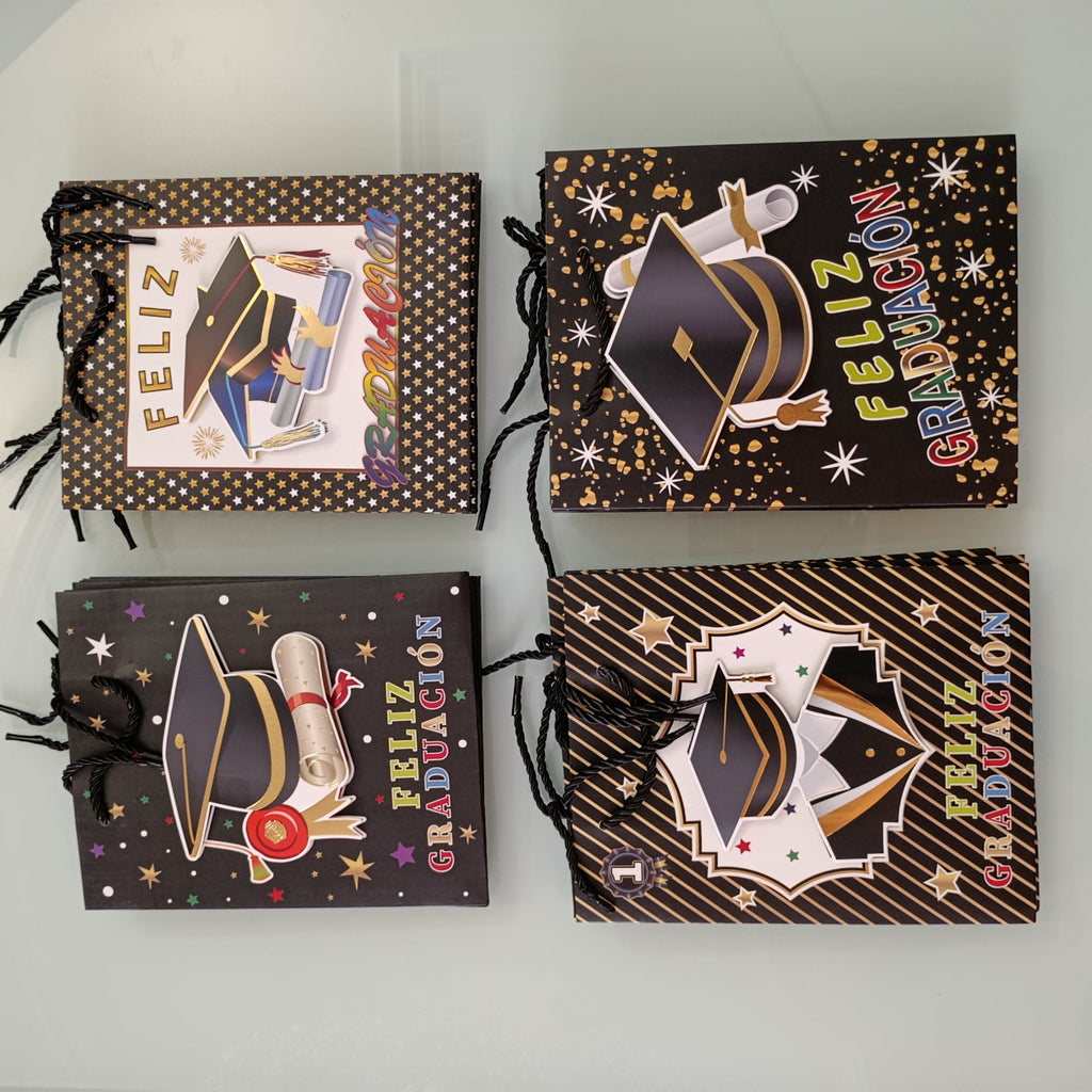 BOLSA DE REGALO 24X18 CM SURTIDO EN DISEÑOS 3D MOTIVOS DE GRADUACION POR MAYOREO