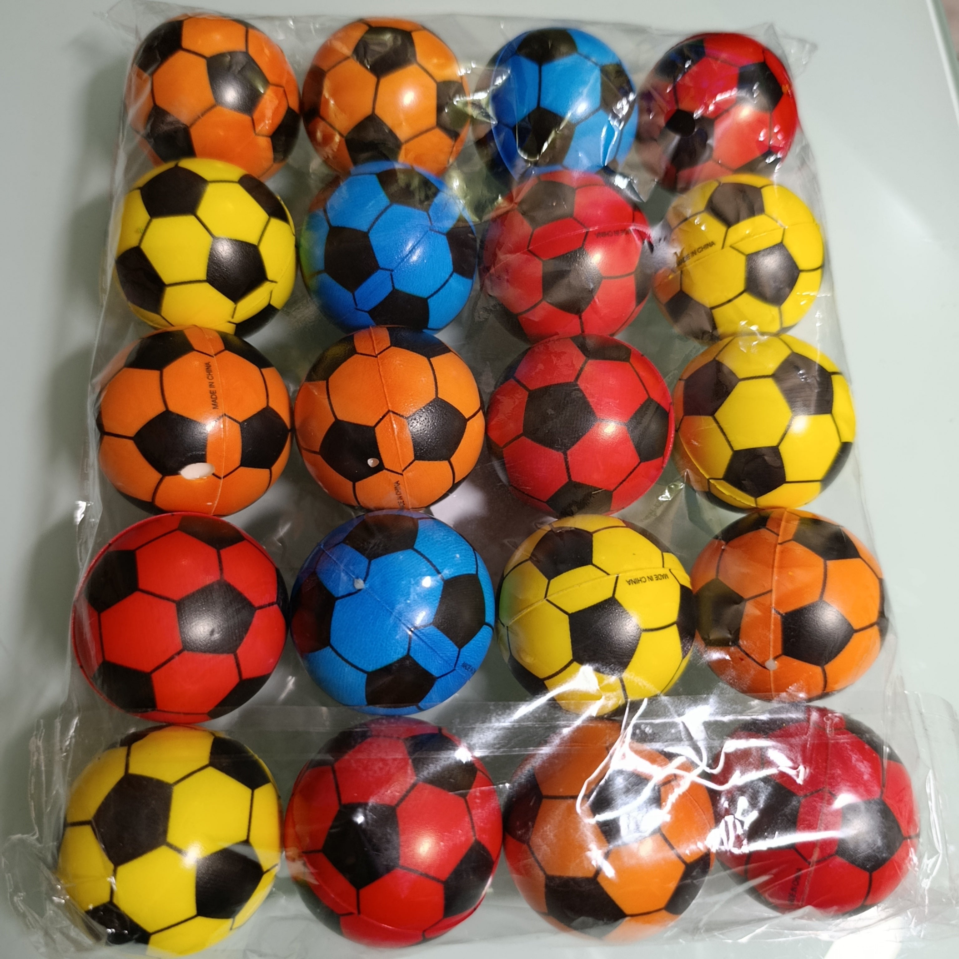 PELOTA SUAVE 4.5 CM SURTIDA EN DISEÑOS POR MAYOREO