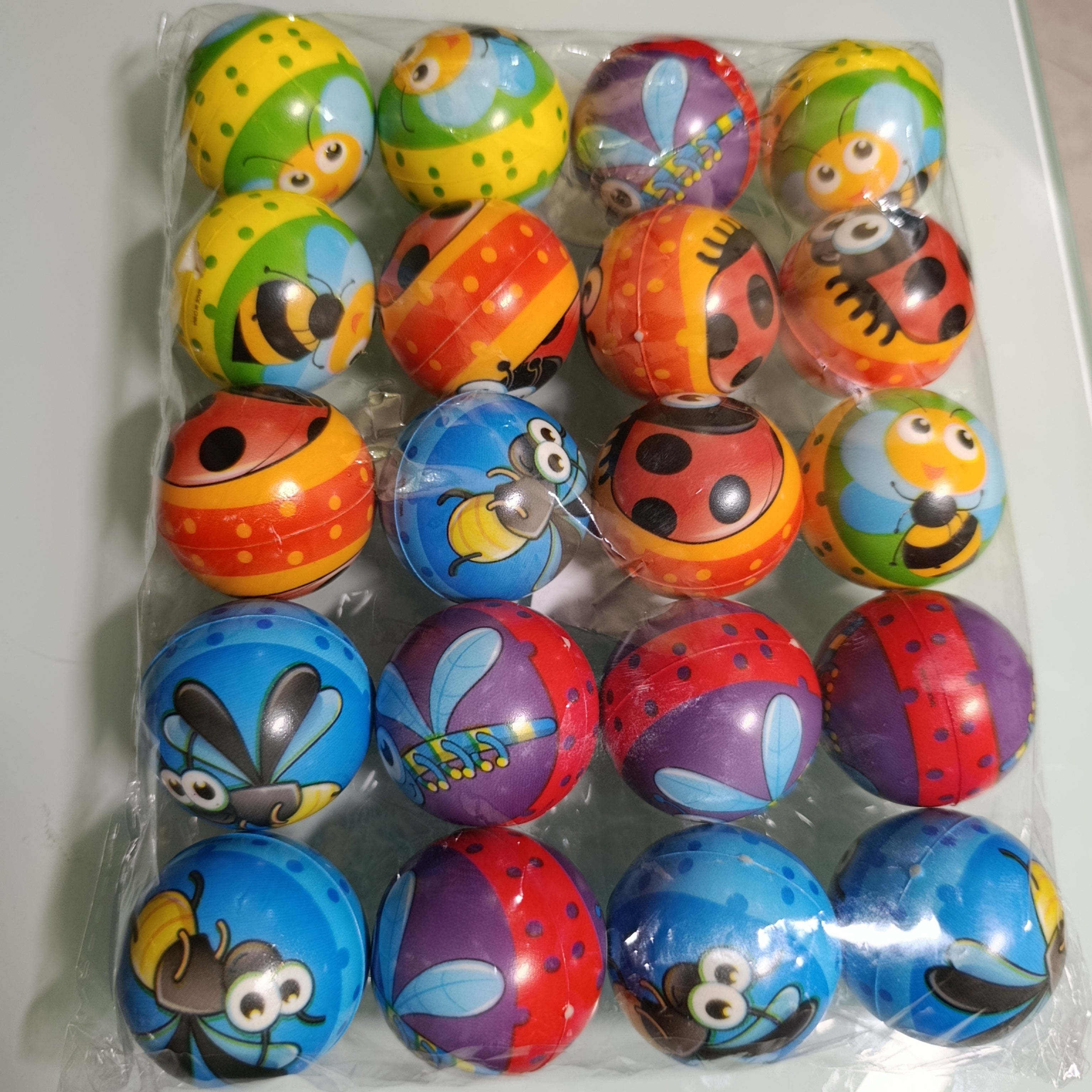 PELOTA SUAVE 4.5 CM SURTIDA EN DISEÑOS POR MAYOREO
