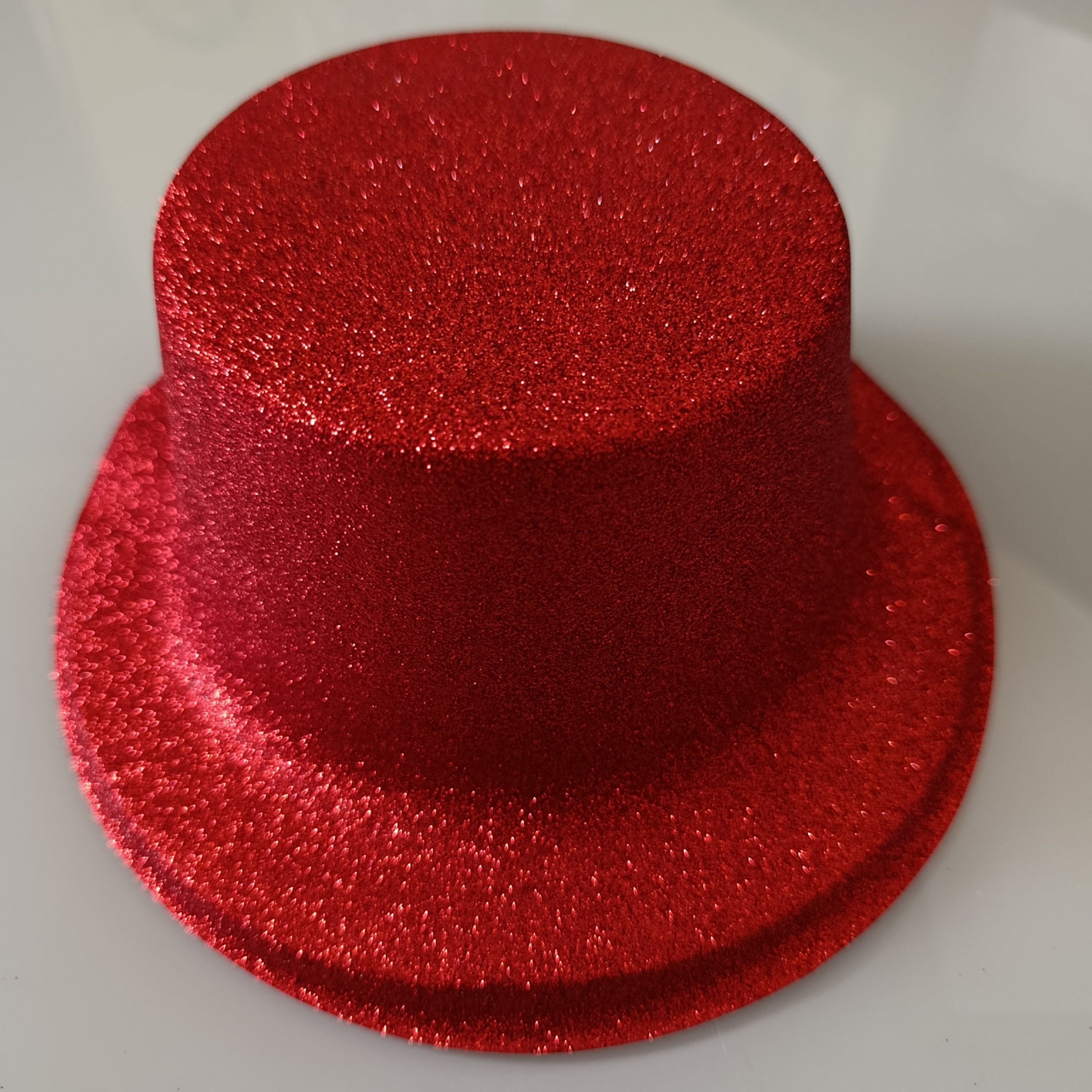SOMBRERO BOMBIN CON ACABADO METALIZADO Y EFECTO DIAMANTINA POR MAYOREO
