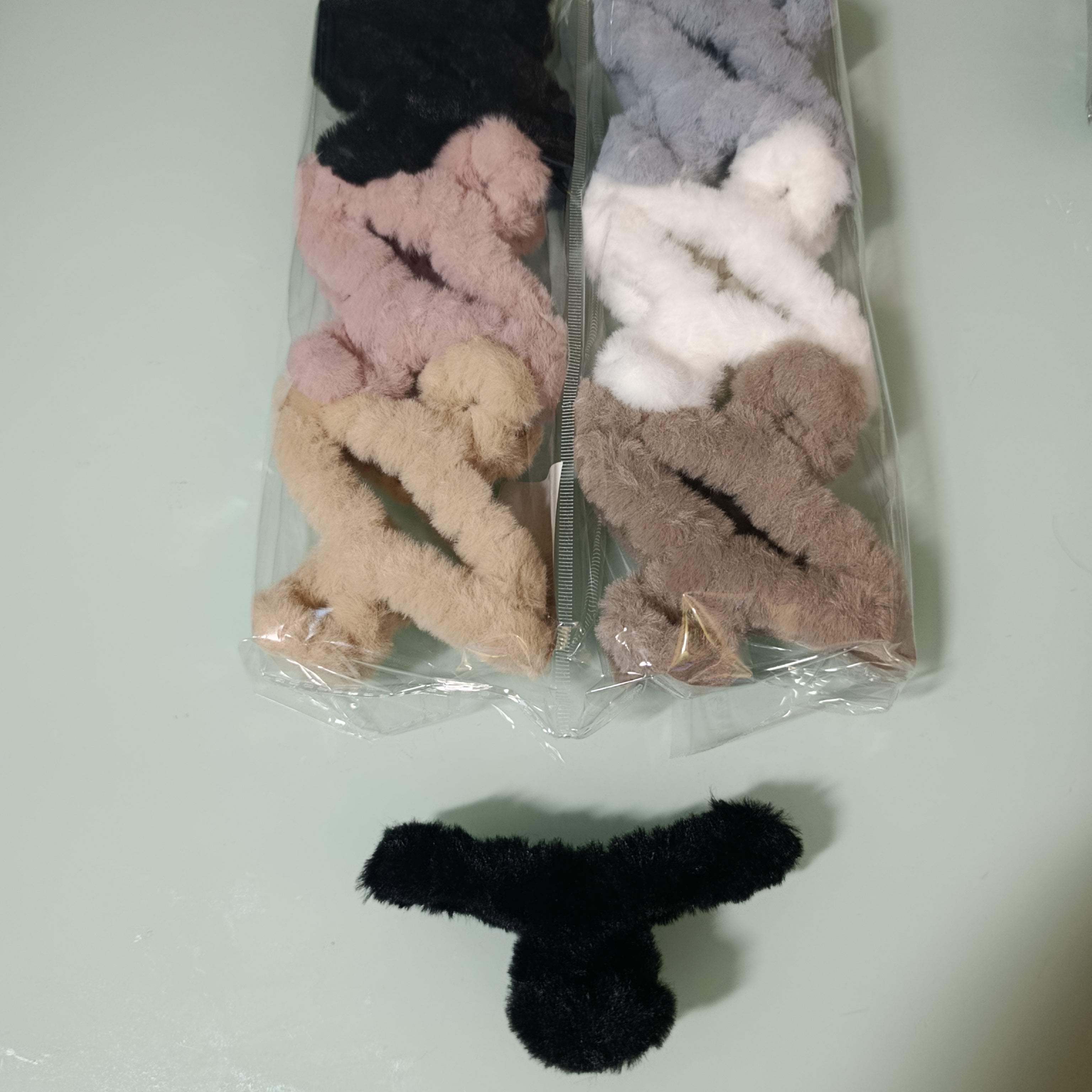 PINZA DE PELUCHE TIPO CANGREJO 11 CM POR MAYOREO