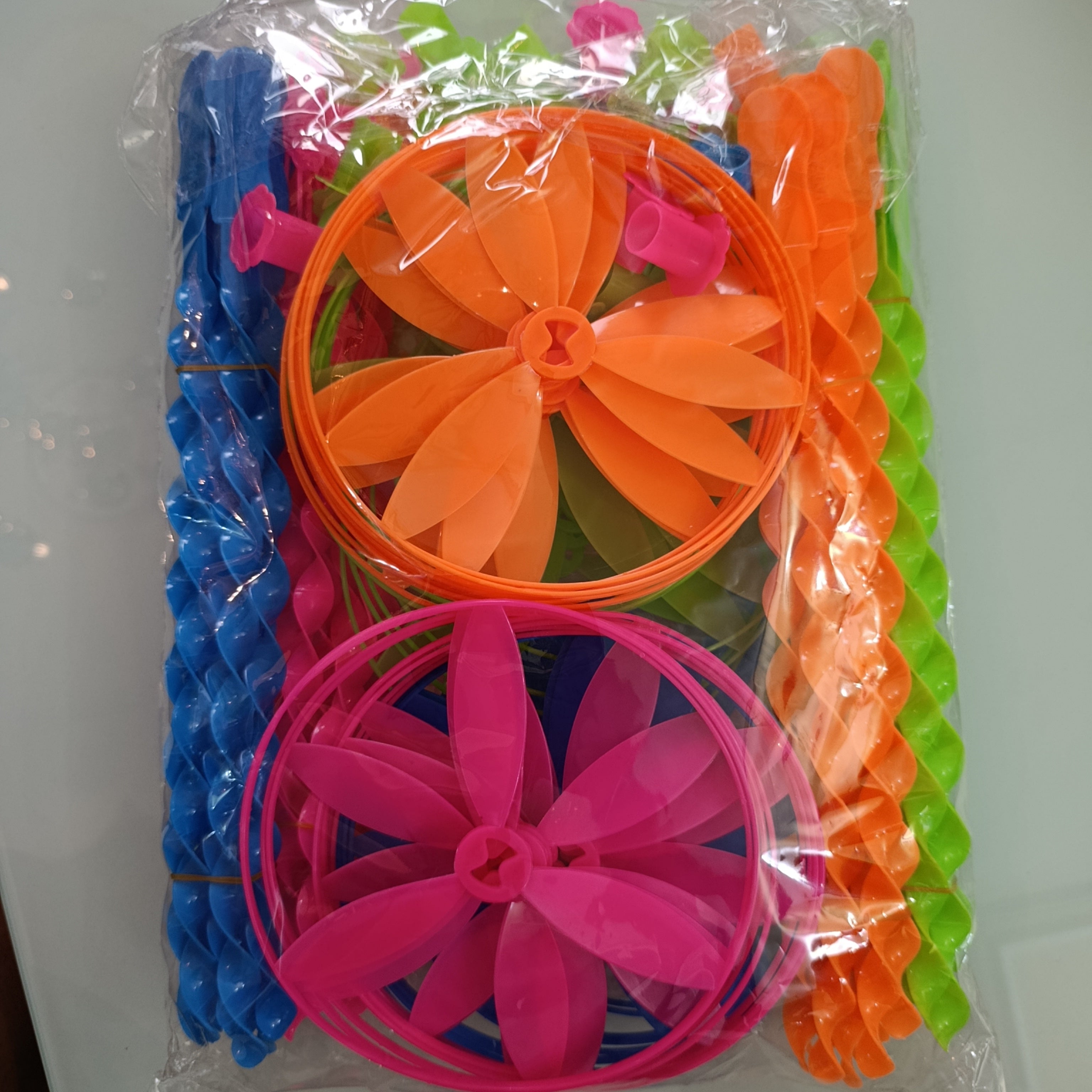 HELICE DE PLASTICO 15.5 CM SURTIDA EN COLORES POR MAYOREO