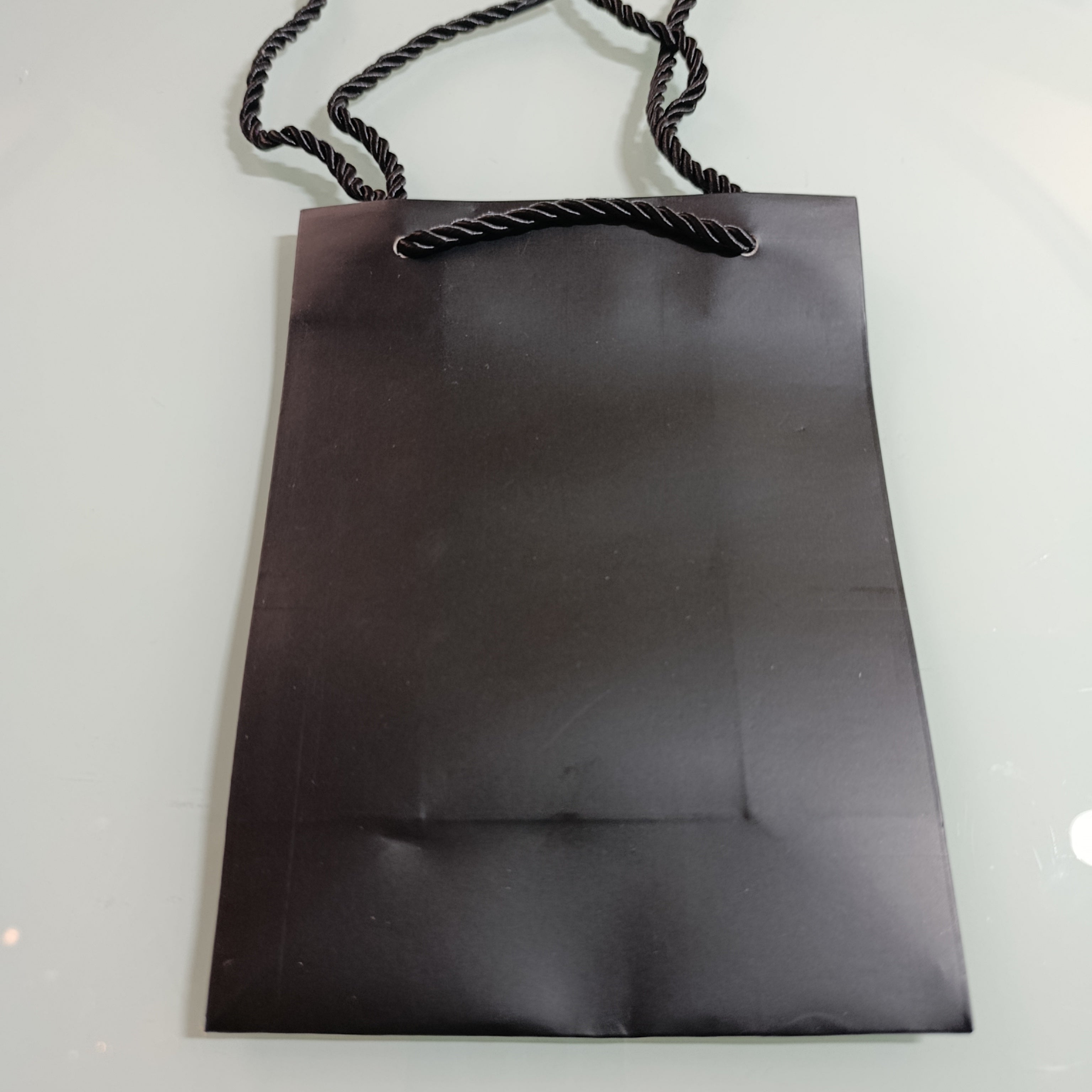 BOLSA DE PAPEL KRAFT PARA REGALO 18X13.5 CM CON AGUJETA DE PRIMERA CALIDAD POR MAYOREO