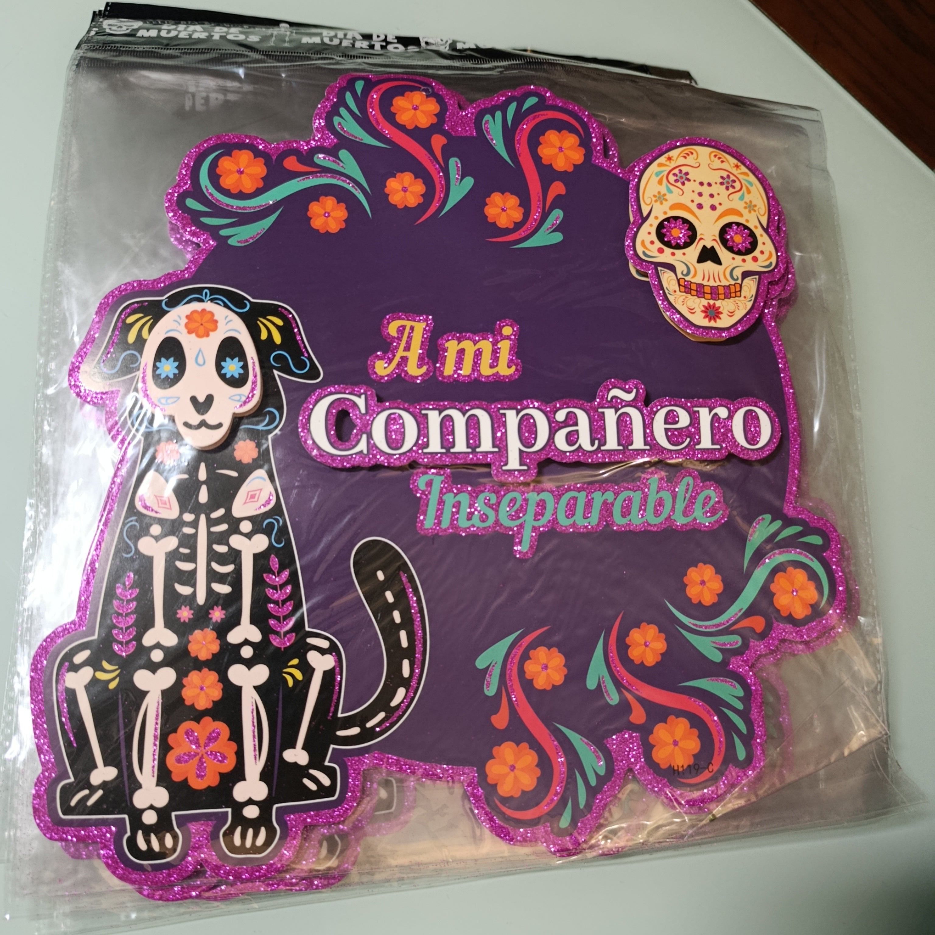 DOCENA DE CARTON DECORATIVO MOTIVO DIA DE MUERTOS DIFERENTES MEDIDAS DE APROXIMADAMENTE 35 CM DE ALTO- EN DISEÑOS DIFERENTES POR DOCENA POR MAYOREO